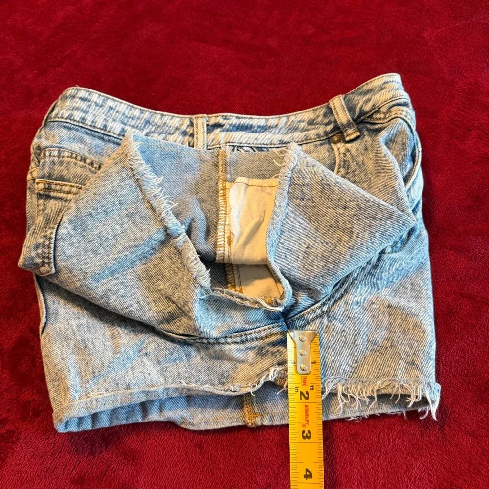 Bullhead Denim Co Mom Shorts Light Acid Wash High Waisted‎ Western Yoke Size 5